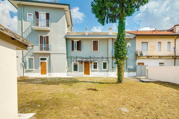 casa semindipendente in vendita a Canegrate