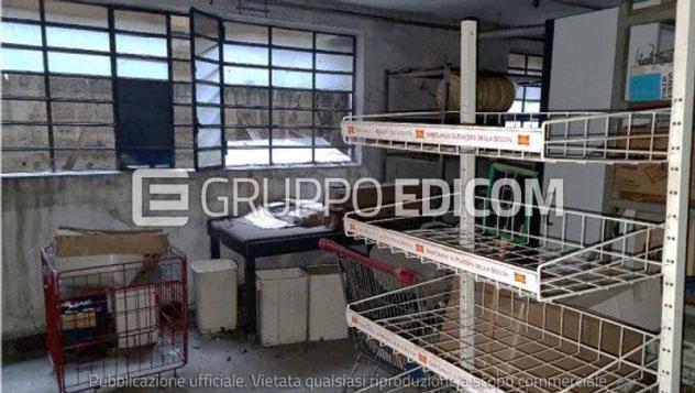 negozio in vendita a Canegrate