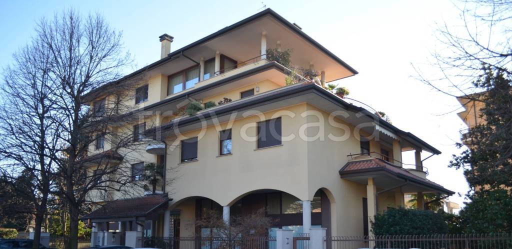 appartamento in vendita a Canegrate