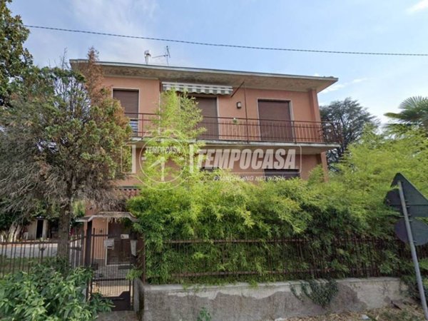 casa indipendente in vendita a Canegrate