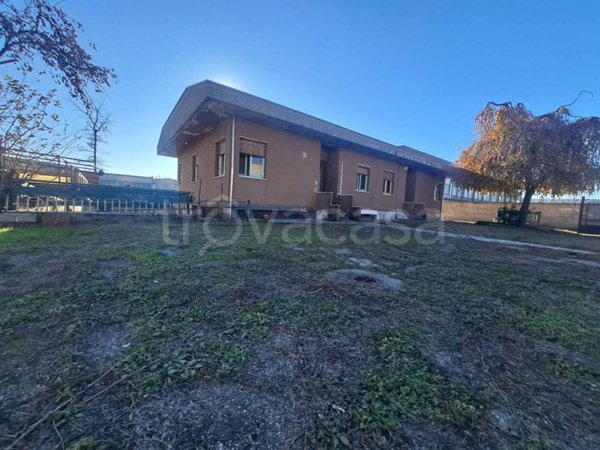 casa indipendente in vendita a Canegrate