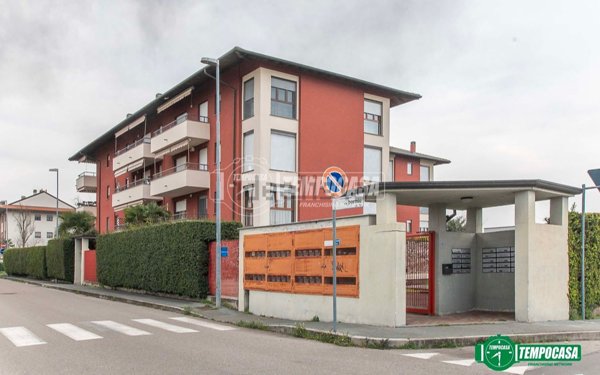 appartamento in vendita a Canegrate