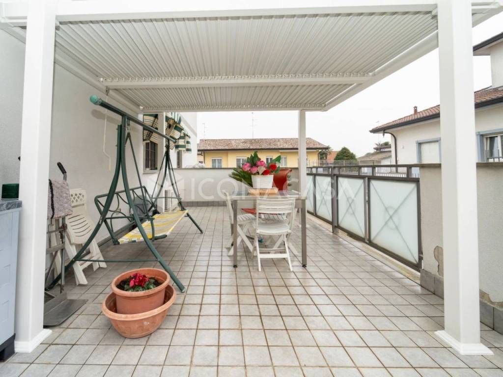 appartamento in vendita a Canegrate