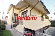 casa indipendente in vendita a Canegrate