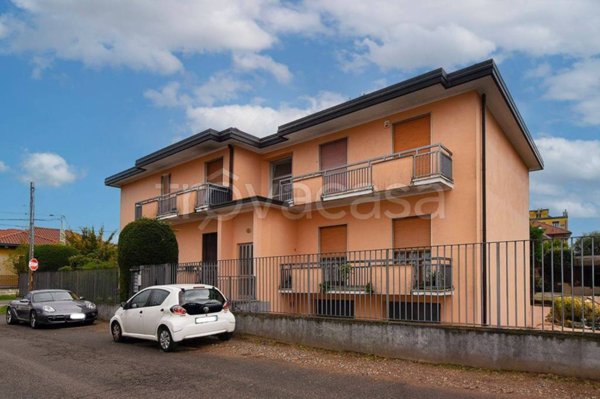 appartamento in vendita a Canegrate