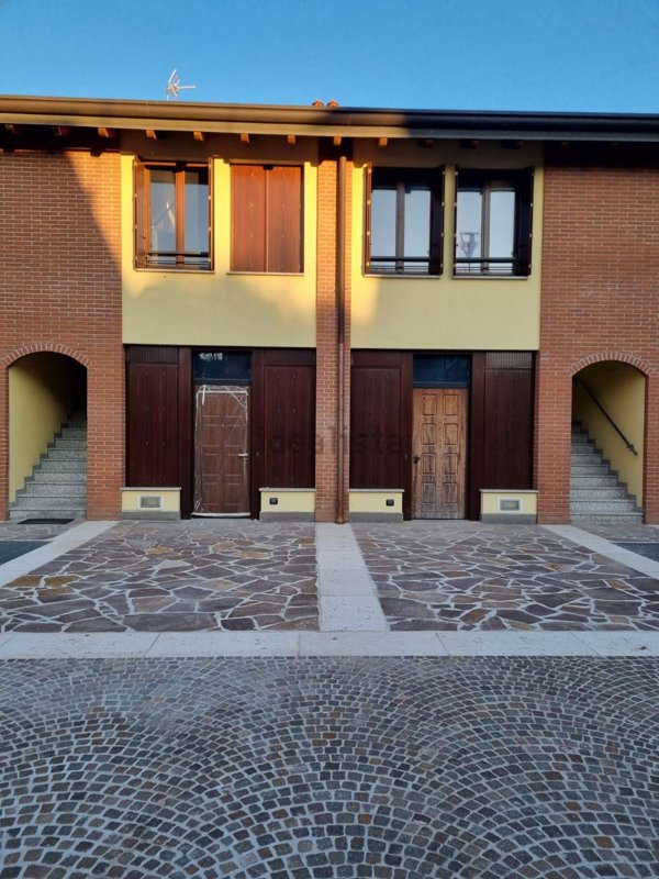 appartamento in vendita a Canegrate