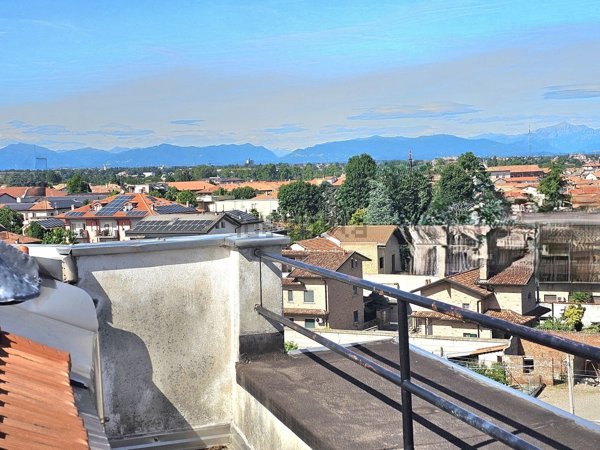 appartamento in vendita a Canegrate