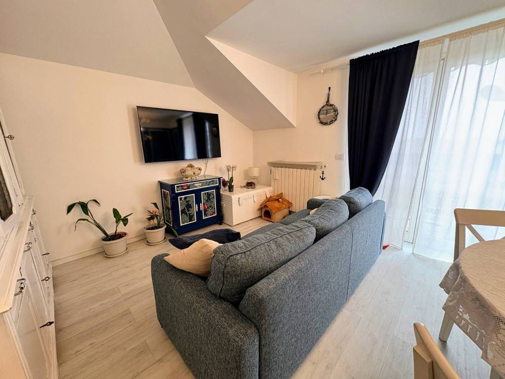 appartamento in vendita a Canegrate