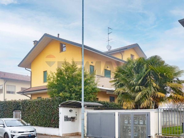 appartamento in vendita a Canegrate