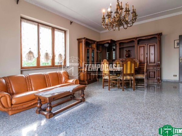 casa indipendente in vendita a Canegrate
