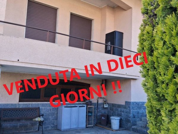 casa indipendente in vendita a Canegrate