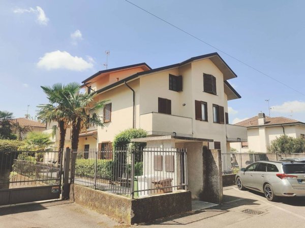 appartamento in vendita a Canegrate