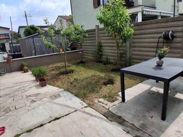 appartamento in vendita a Canegrate