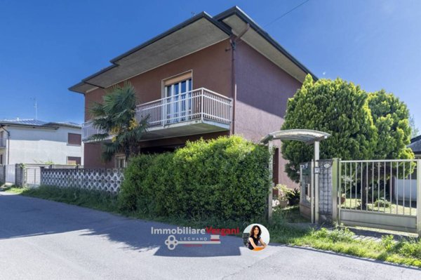 casa indipendente in vendita a Canegrate