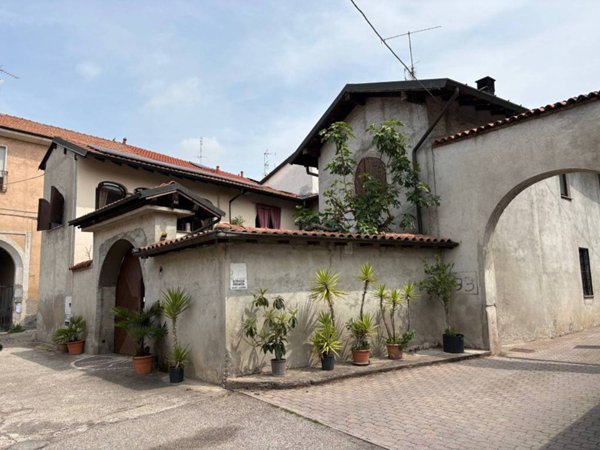 casa indipendente in vendita a Canegrate