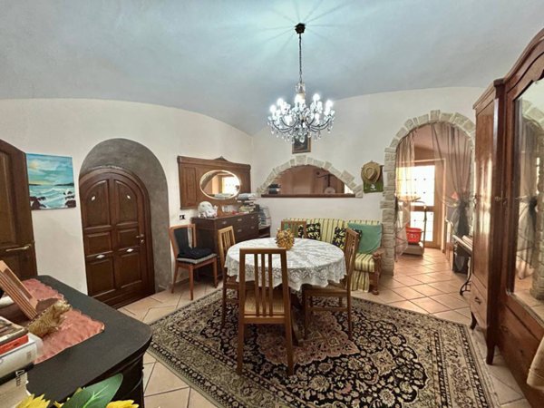 casa indipendente in vendita a Canegrate