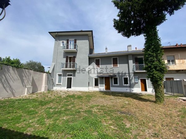 appartamento in vendita a Canegrate