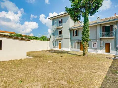 casa indipendente in vendita a Canegrate