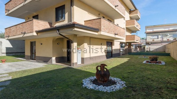 appartamento in vendita a Canegrate