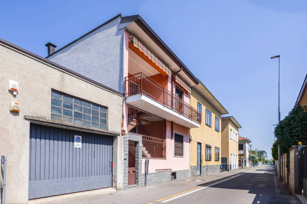appartamento in vendita a Canegrate