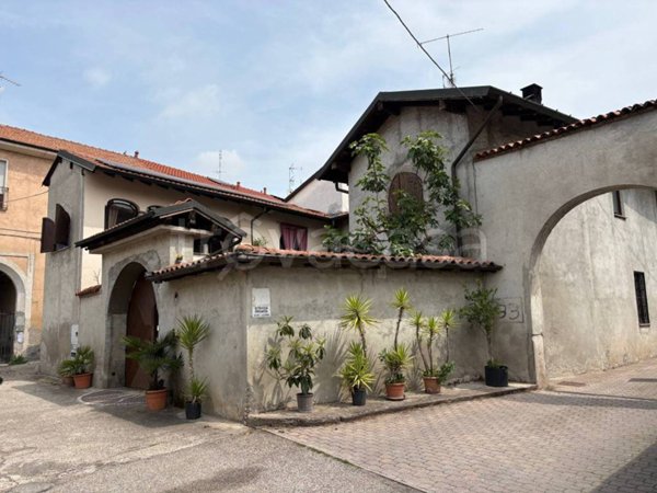 casa indipendente in vendita a Canegrate