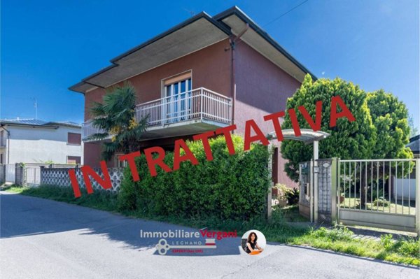 casa indipendente in vendita a Canegrate