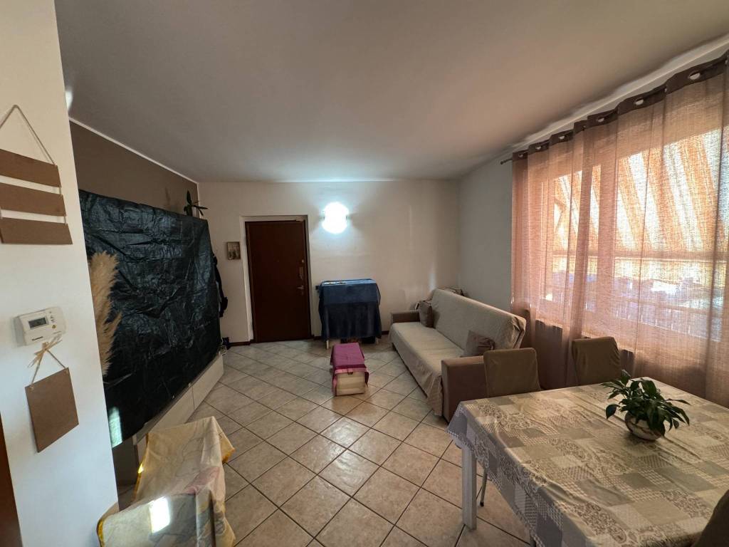 appartamento in vendita a Canegrate