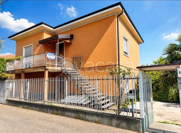 casa indipendente in vendita a Canegrate