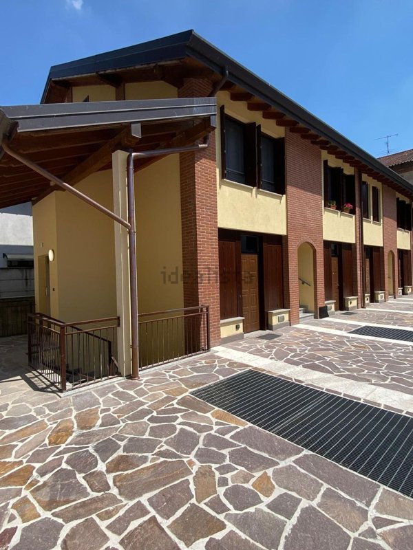 appartamento in vendita a Canegrate