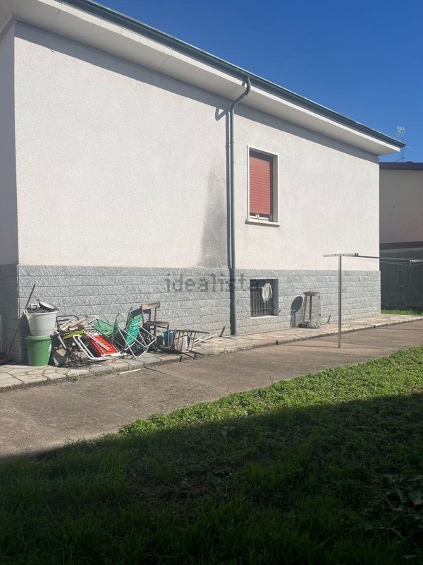 casa indipendente in vendita a Canegrate