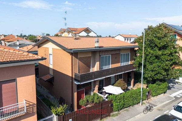 appartamento in vendita a Canegrate