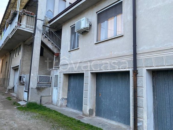 casa indipendente in vendita a Carpiano