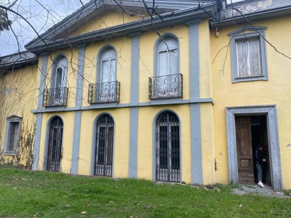 casa indipendente in vendita a Carpiano