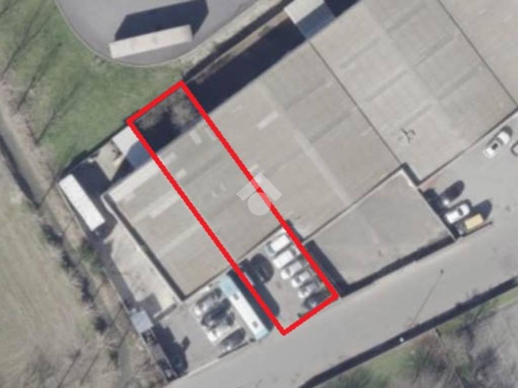 locale commerciale in vendita a Carpiano