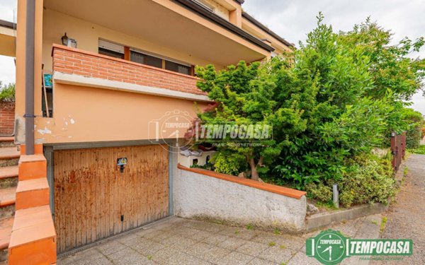 appartamento in vendita a Carpiano in zona Draghetto