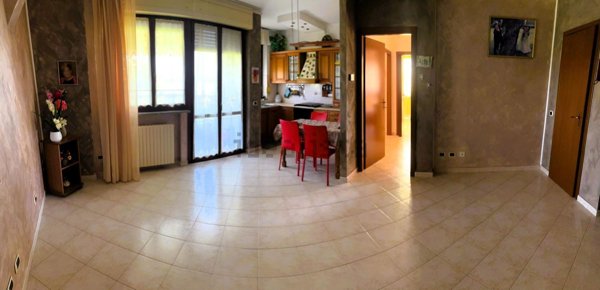 appartamento in vendita a Carpiano in zona Draghetto