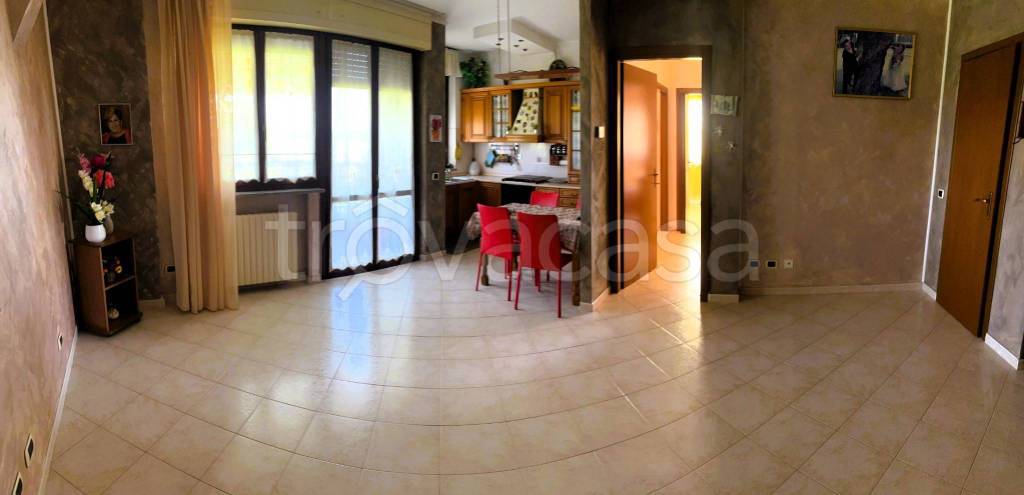 appartamento in vendita a Carpiano in zona Draghetto