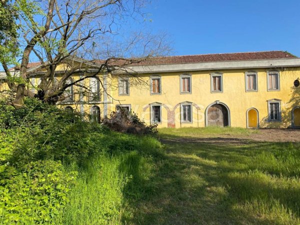 villa in vendita a Carpiano