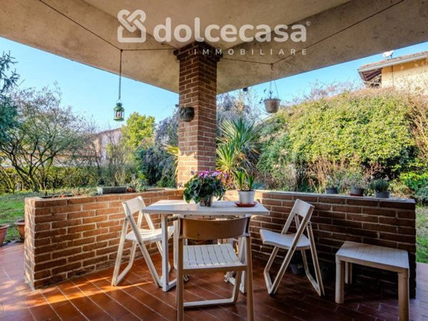 casa indipendente in vendita a Carpiano