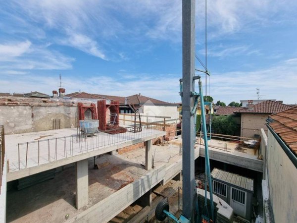 appartamento in vendita a Carugate