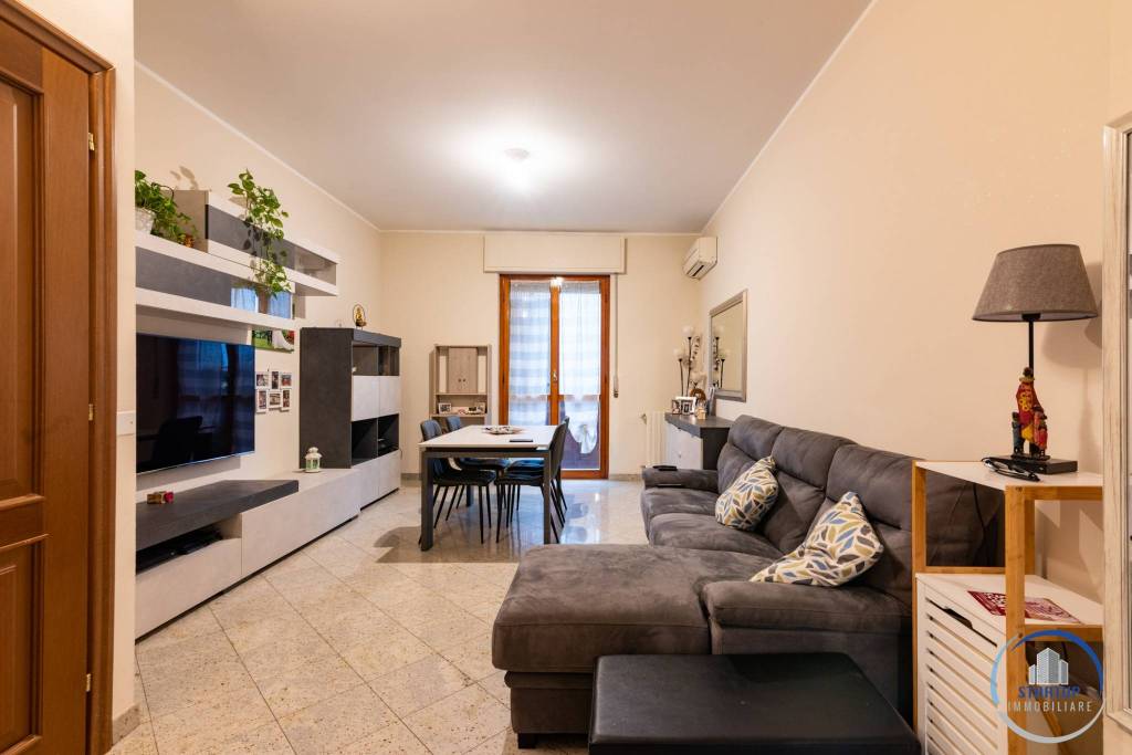 appartamento in vendita a Carugate