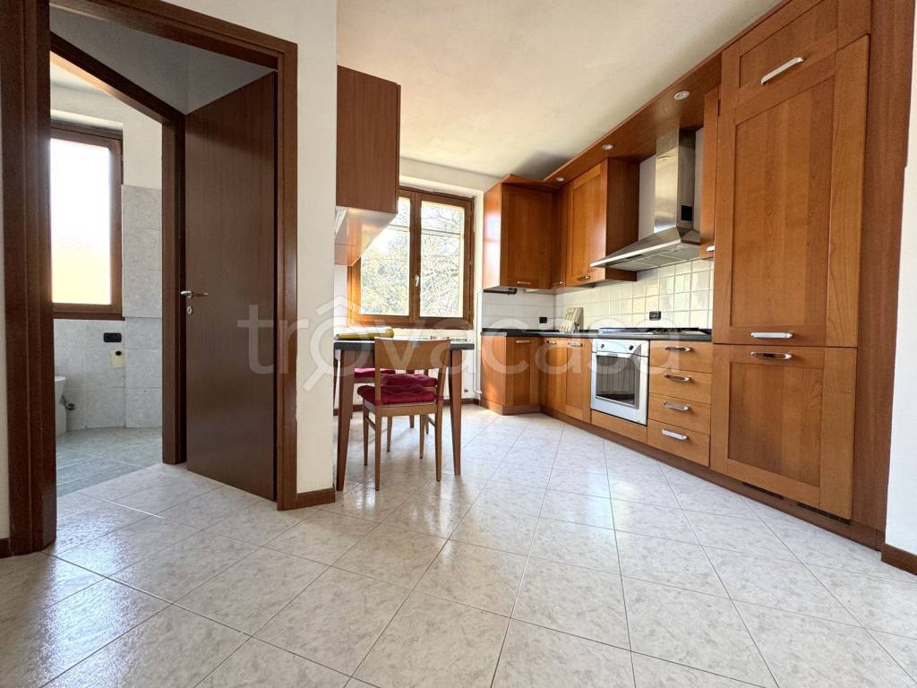 appartamento in vendita a Carugate