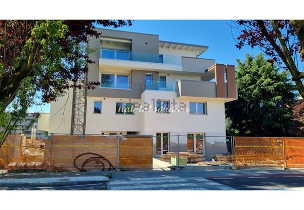 appartamento in vendita a Carugate