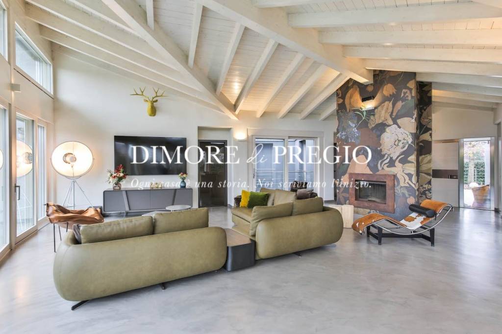 casa indipendente in vendita a Carugate