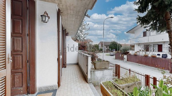 casa indipendente in vendita a Carugate