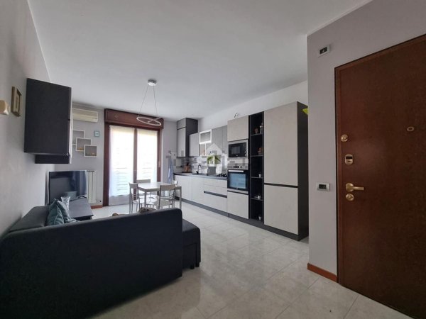 appartamento in vendita a Carugate