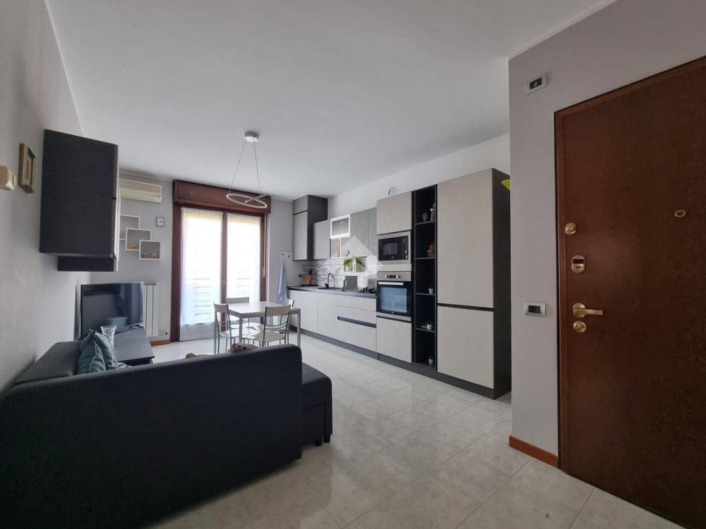 appartamento in vendita a Carugate
