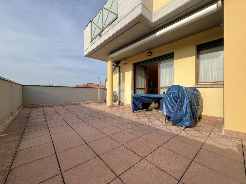 appartamento in vendita a Carugate