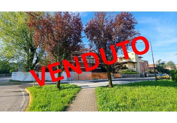 appartamento in vendita a Carugate