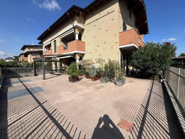 appartamento in vendita a Carugate